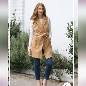 MORNING LAVENDER Henrietta Sleeveless Coat